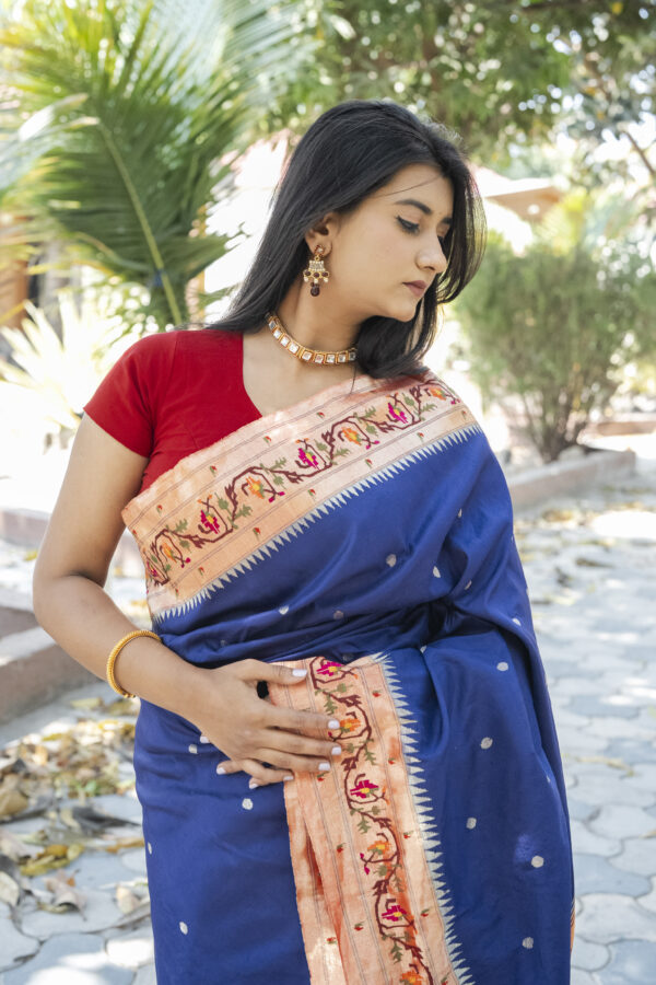 Sharee 9 - Image 3